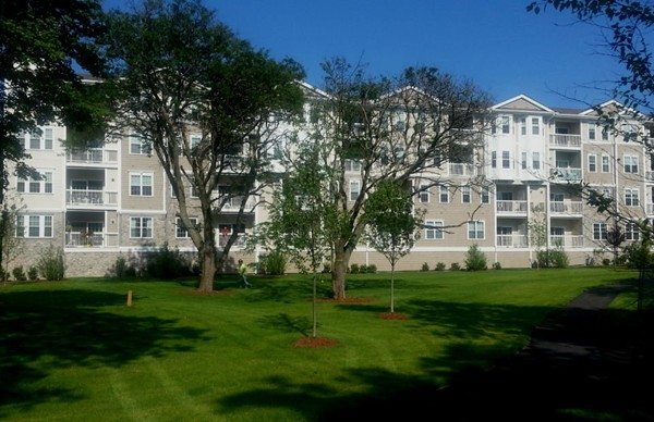 62 Abigail Way, Unit 4004 Reading, MA 01867 - Photo 2 of 13