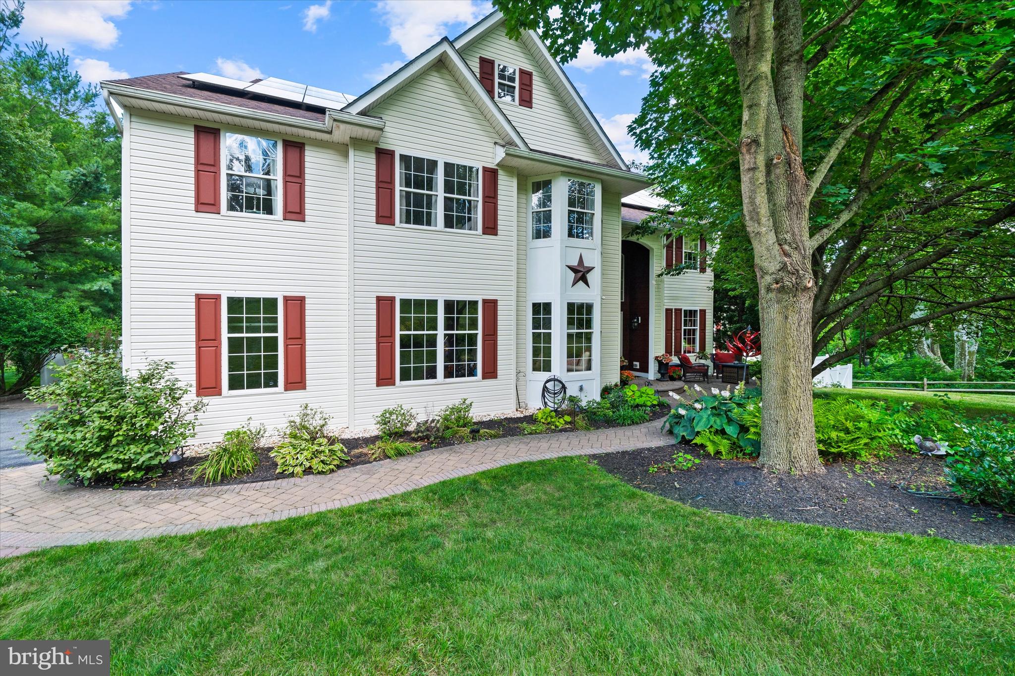 11 Belmont Circle Avondale, PA 19311 - Photo 1 of 54