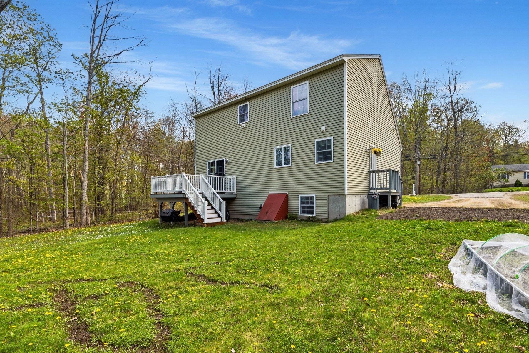 109 Langford Road Raymond, NH 03077 - Photo 37 of 49 Gallery Image 37