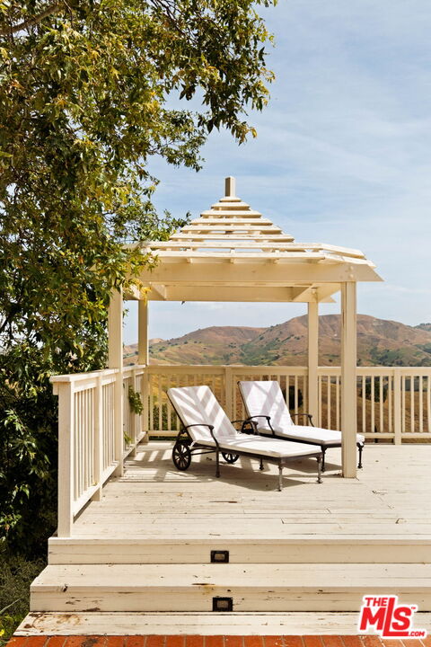 3826 Marks Road Agoura Hills, CA 91301 - Photo 25 of 27