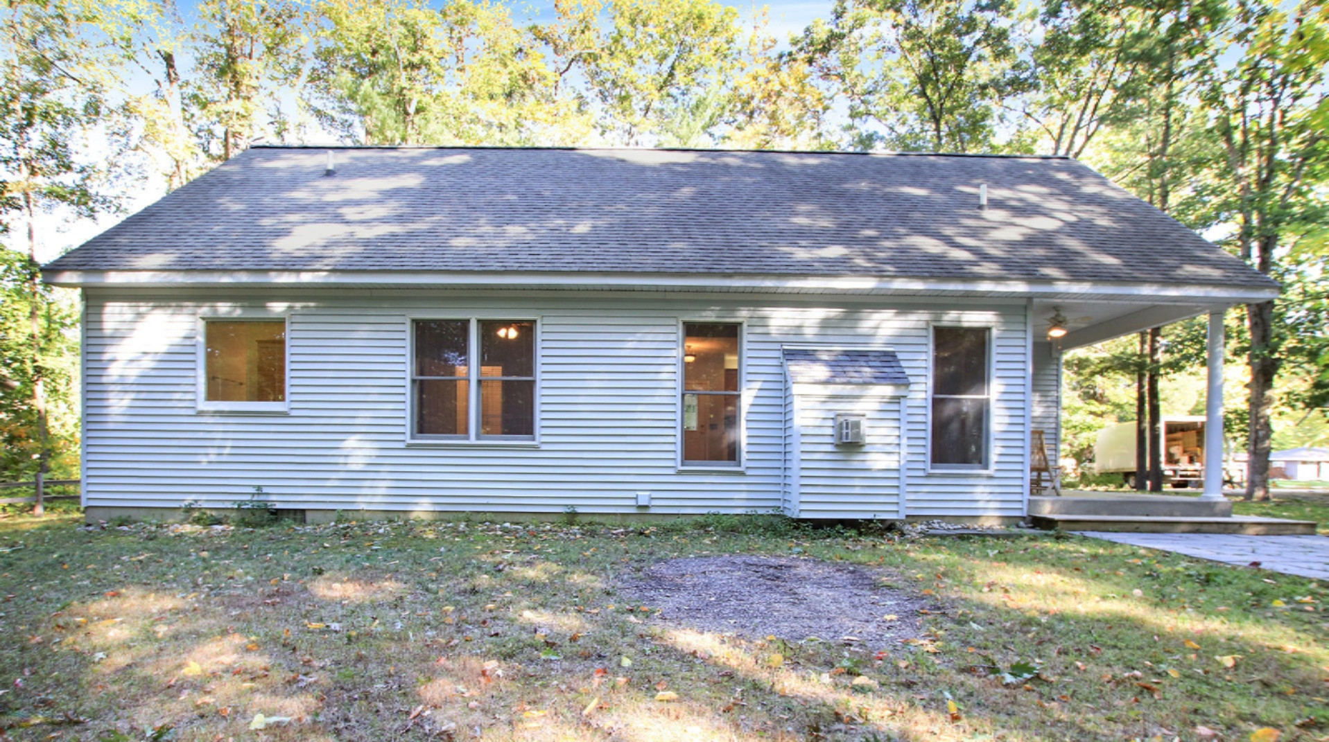 19151 West Spring Lake Road Spring Lake, MI 49456 - Photo 3 of 24 IMG_9417-