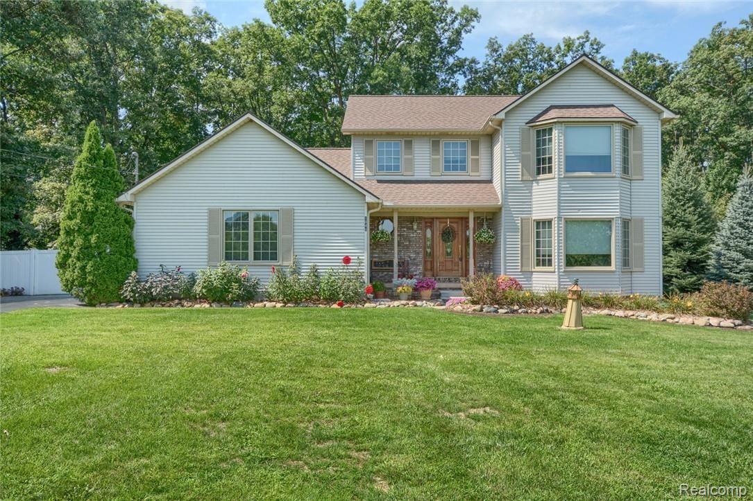 1046 South Gale Road Davison, MI 48423 - Photo 1 of 54 DSC_0202-HDR(3).jpg