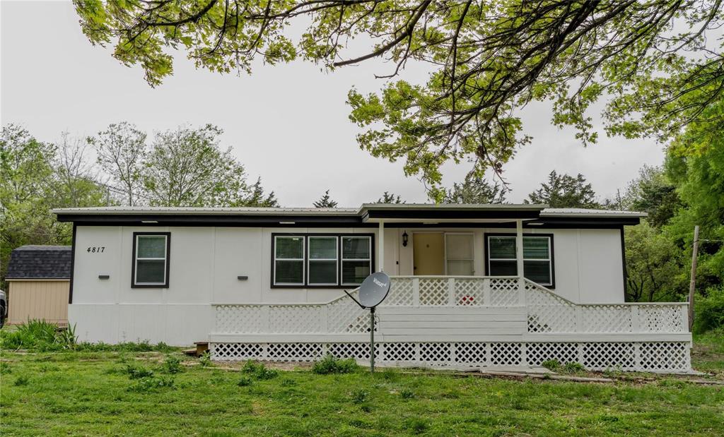 4817 Creekside Road Melissa, TX 75454 - Photo 1 of 10 a view of house with backyard and garden