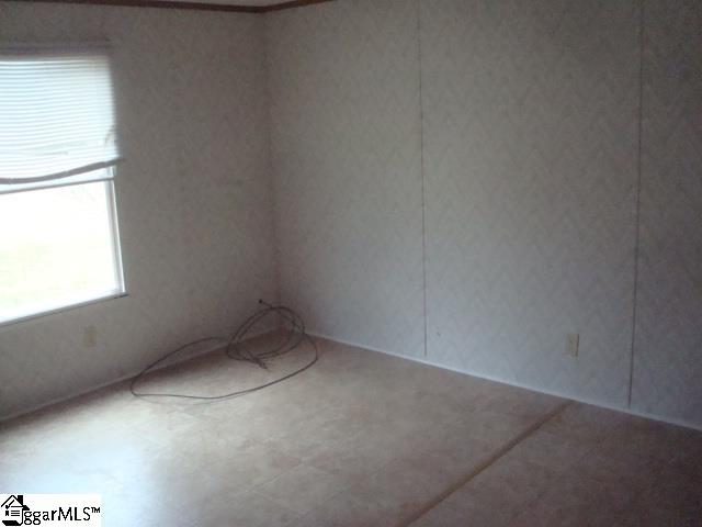 1531 Davenport Road Simpsonville, SC 29680 - Photo 7 of 12 Gallery Image 7