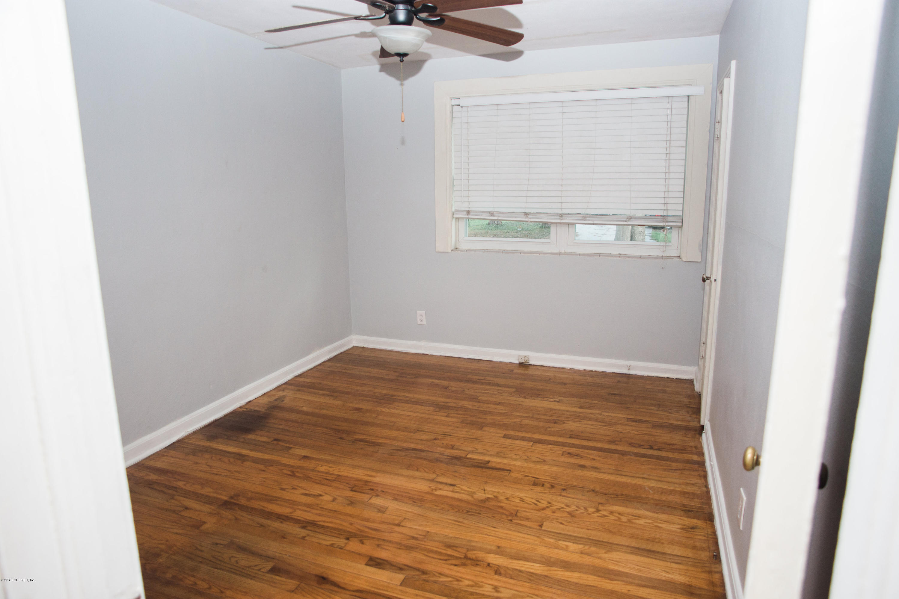4139 Timuquana Road Jacksonville, FL 32210 - Photo 36 of 55 04