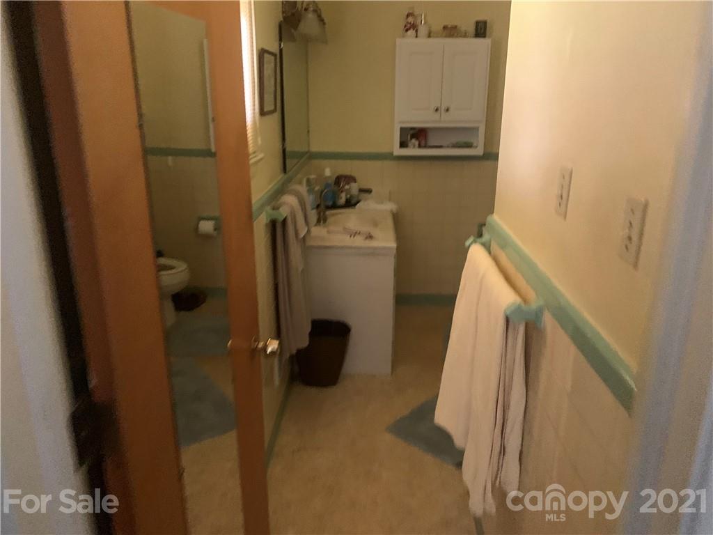 1307 Wesson Road Shelby, NC 28152 - Photo 12 of 19 Gallery Image 12