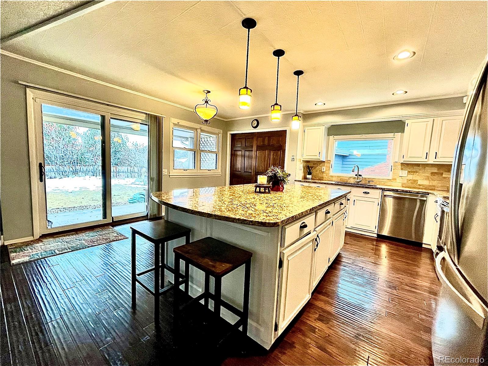 8240 South San Juan Range Road Littleton, CO 80127 - Photo 4 of 40