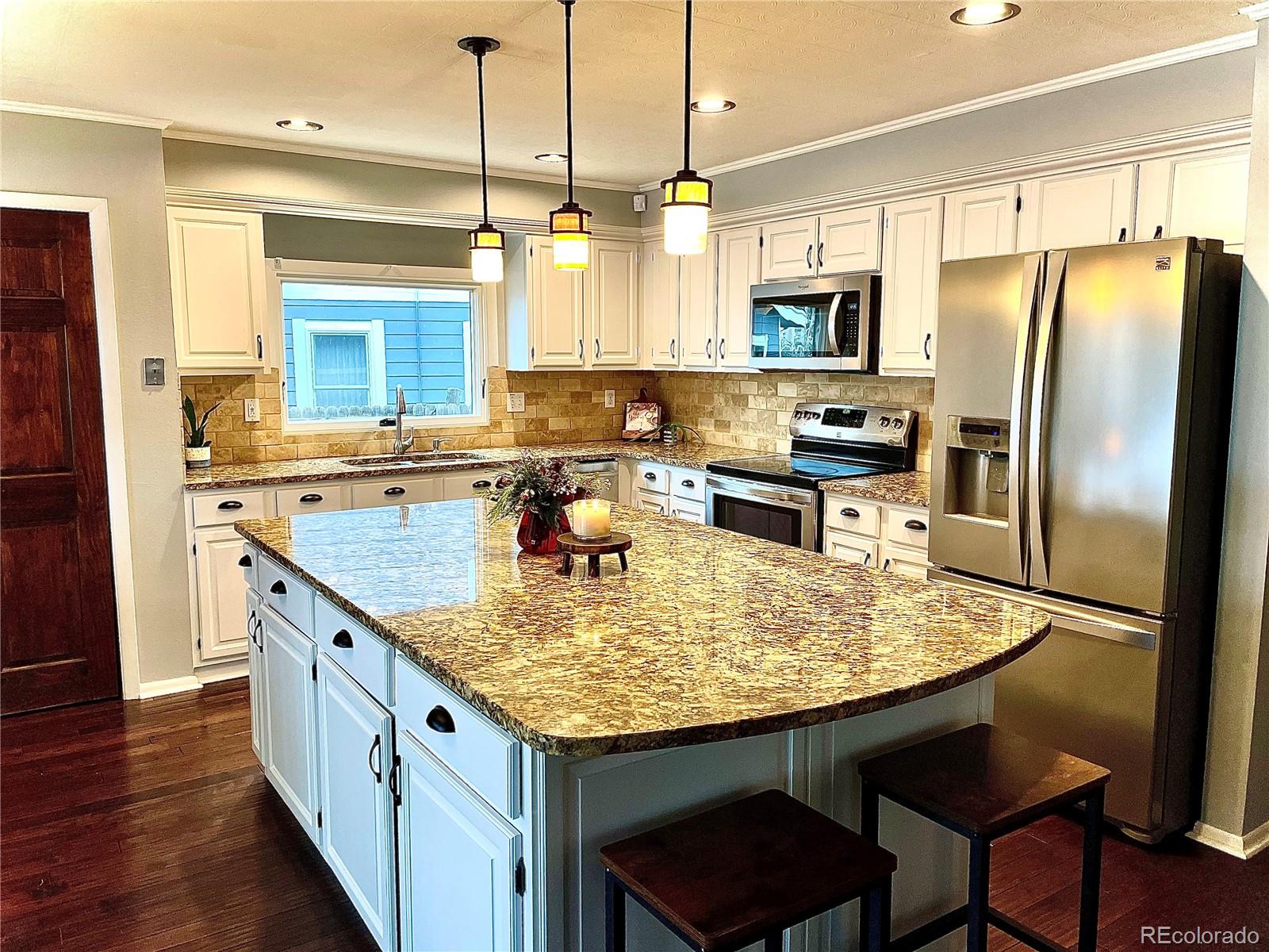 8240 South San Juan Range Road Littleton, CO 80127 - Photo 5 of 40