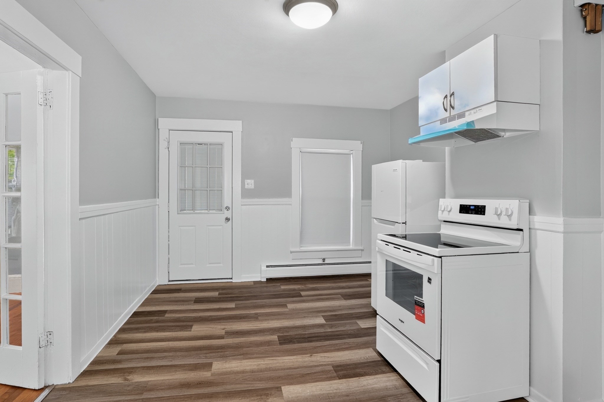 17 R Warren Avenue, Unit R Chelmsford, MA 01824 - Photo 4 of 14 Gallery Image 4