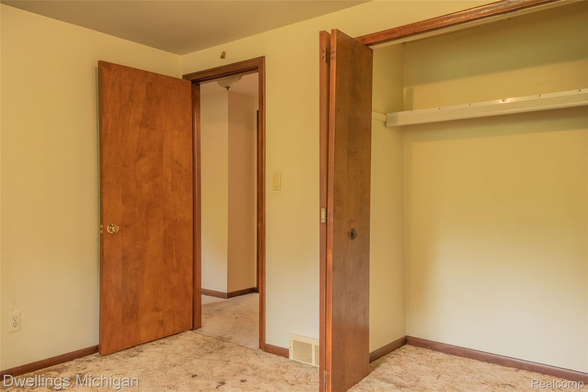12581 Maxwell Road Carleton, MI 48117 - Photo 20 of 28 Maxwell(15of28).jpg