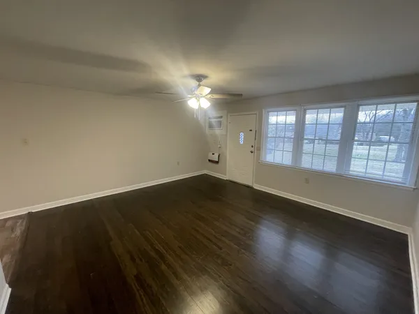 $2,000 | 1123 Preston Way, Goodlettsville, TN 37072