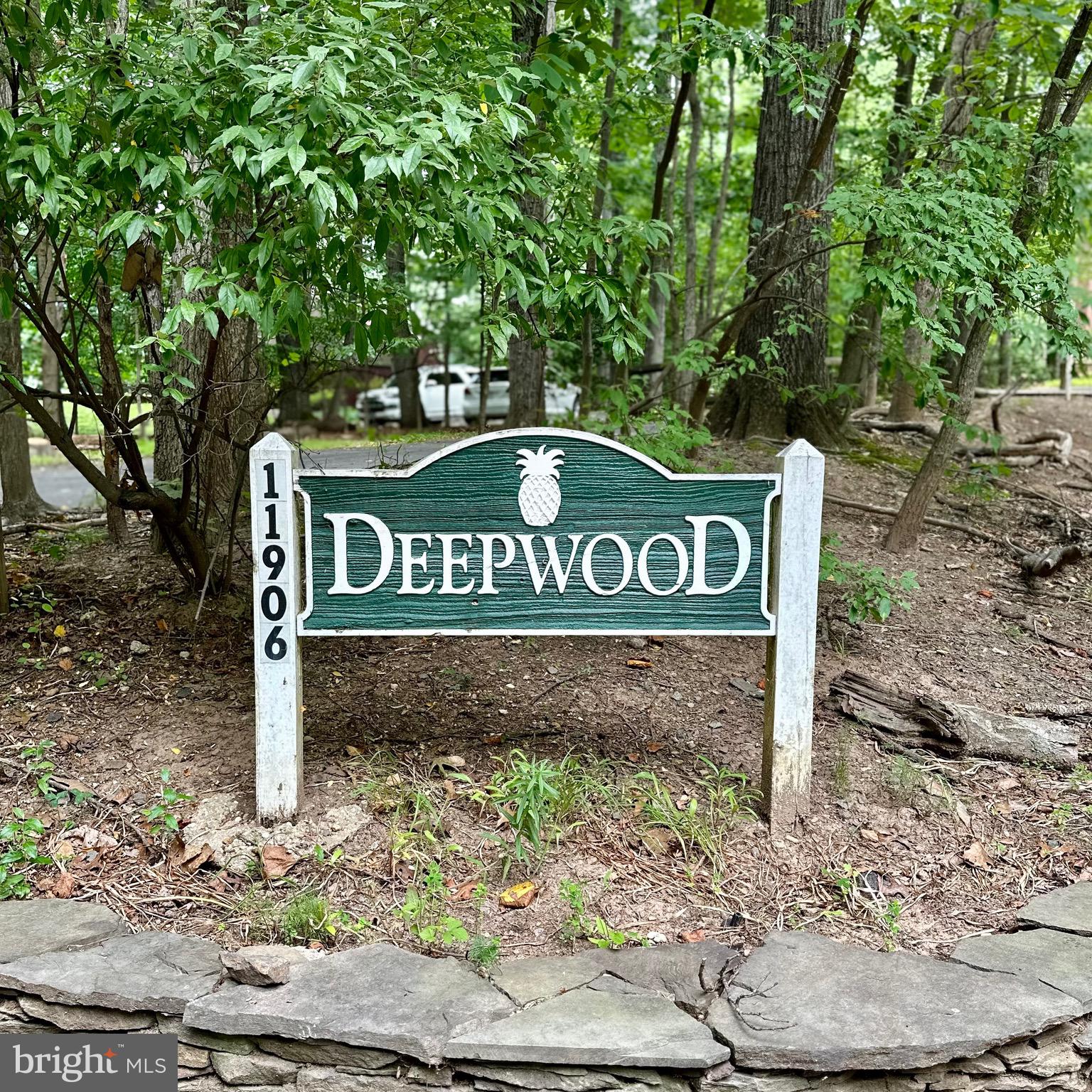 11862 Dunlop Court Reston, VA 20191 - Photo 25 of 28 Gallery Image 25