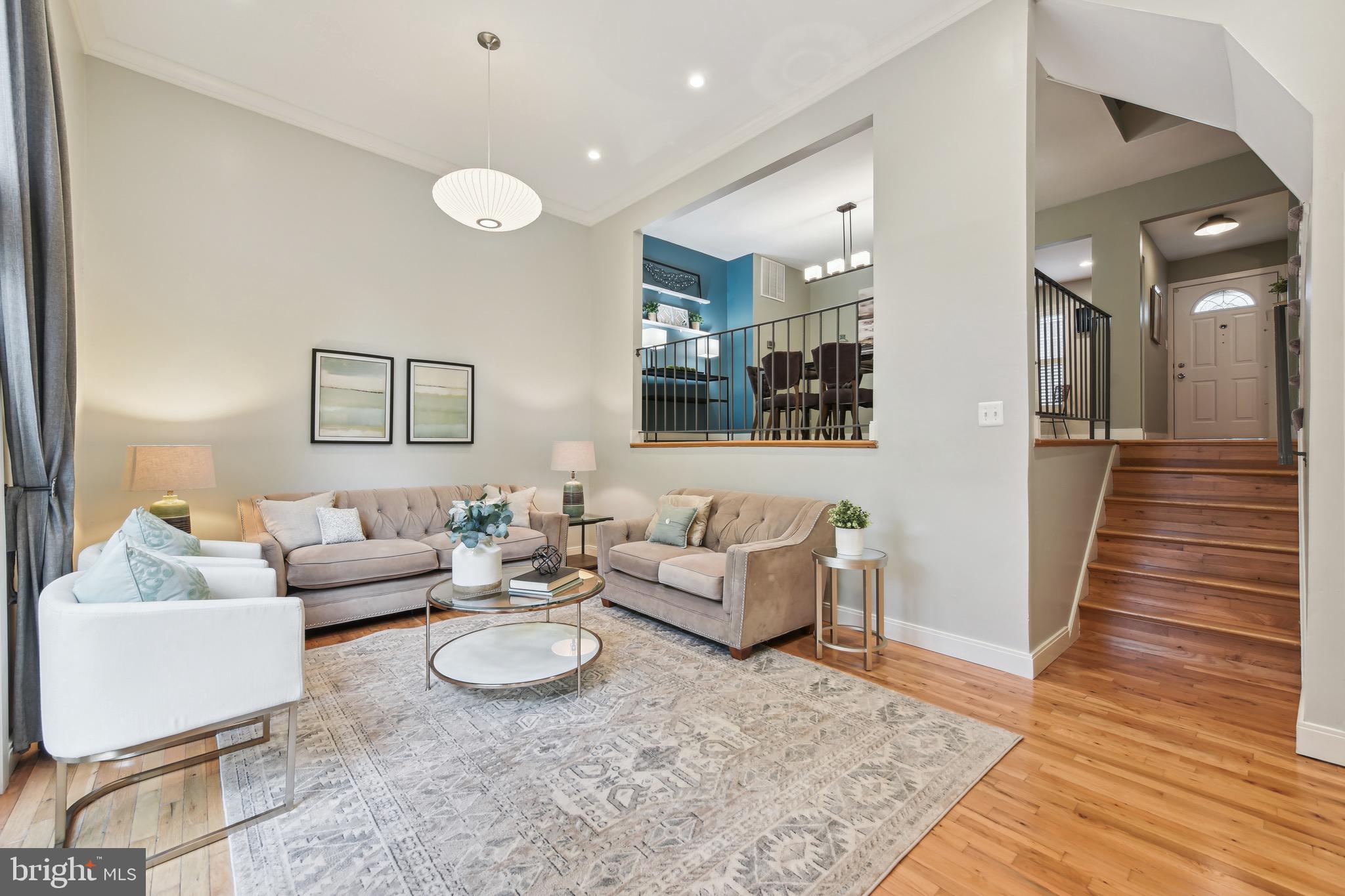 11862 Dunlop Court Reston, VA 20191 - Photo 6 of 28 Step down formal living room