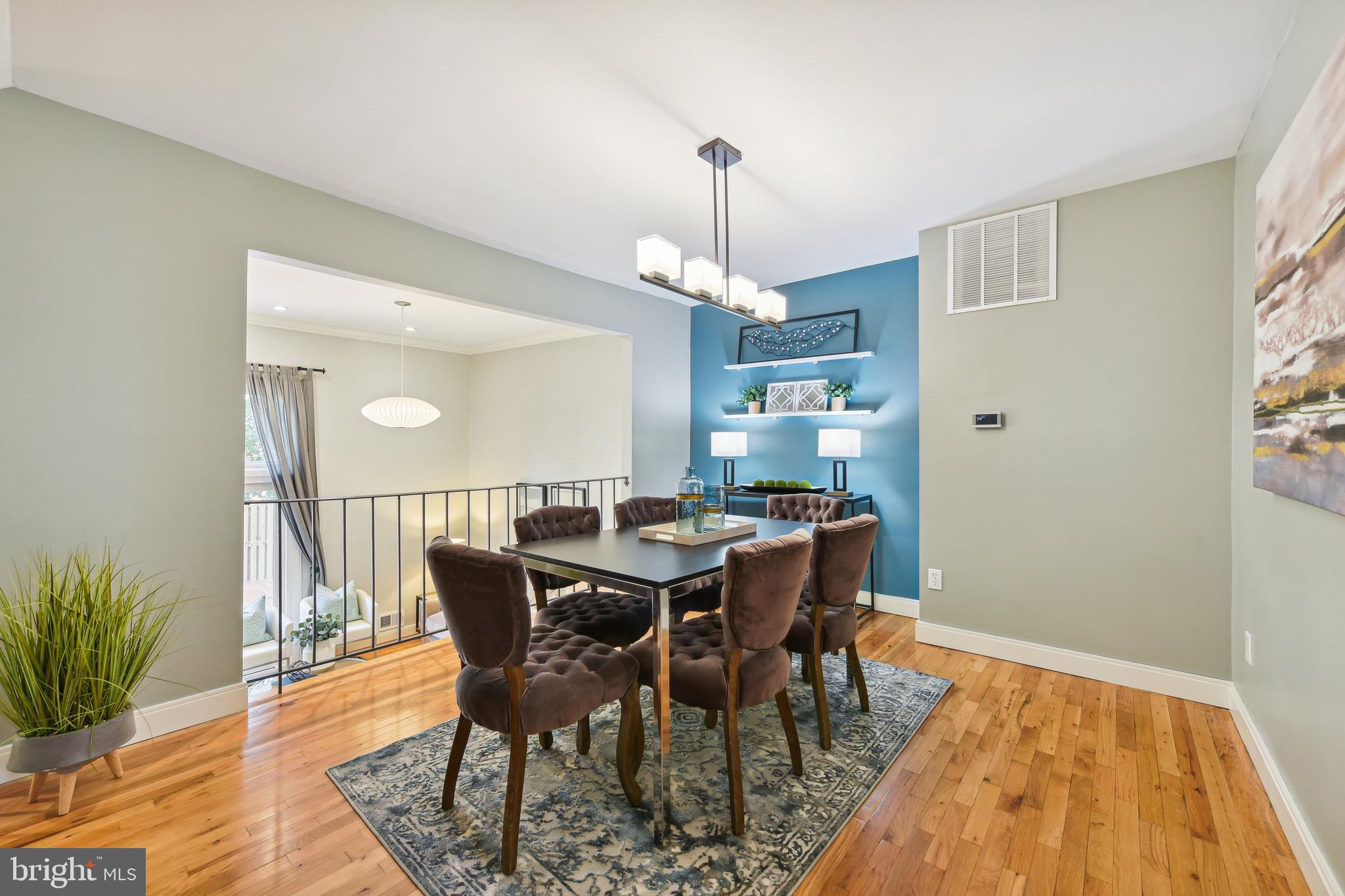11862 Dunlop Court Reston, VA 20191 - Photo 7 of 28 Formal dining room
