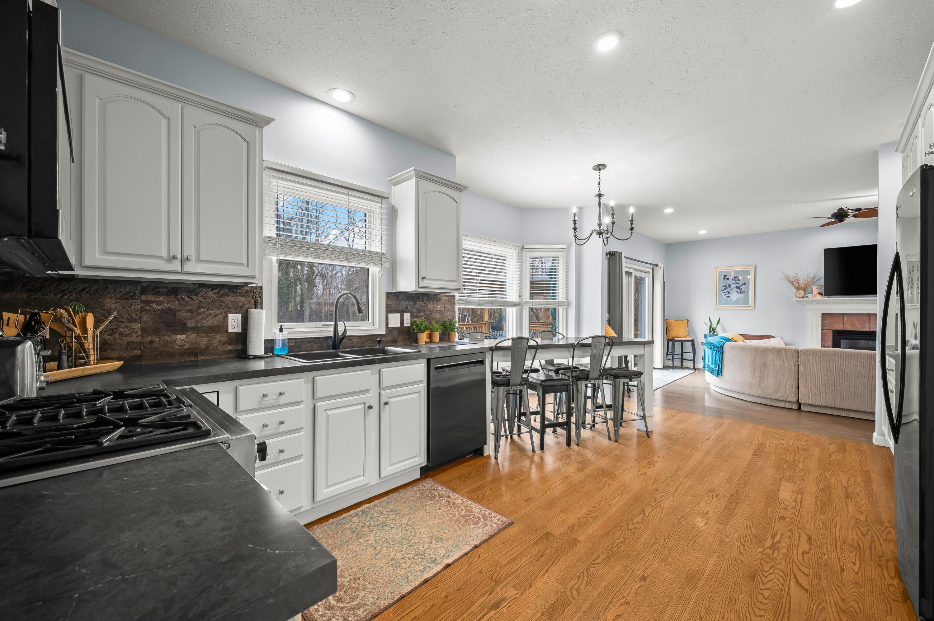 2223 Monica Road Stevensville, MI 49127 - Photo 15 of 61 15DSC_2863