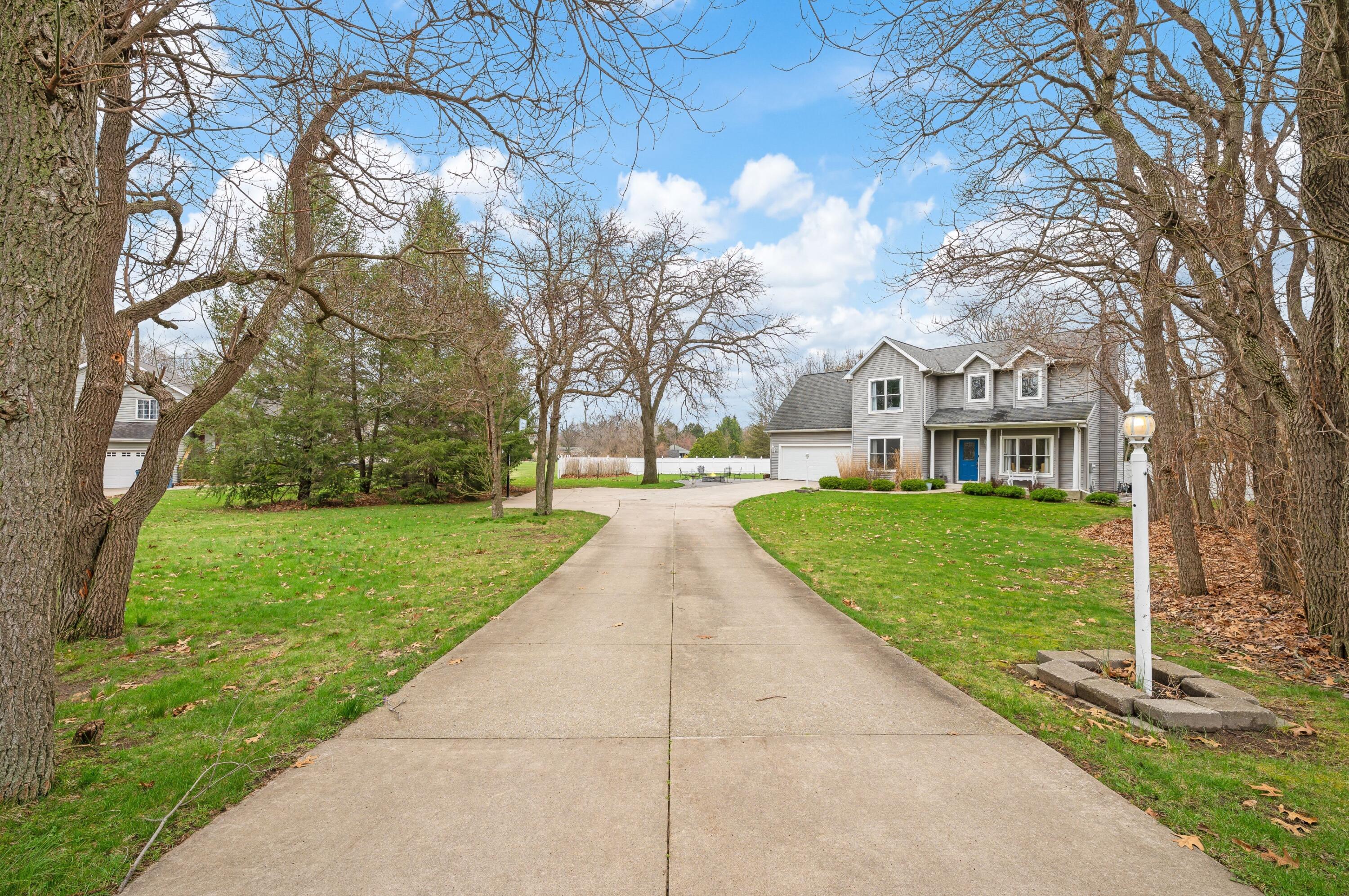 2223 Monica Road Stevensville, MI 49127 - Photo 2 of 61 02DSC_2665