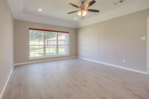 $370,000 | 319 Brook Hollow Drive, Huntsville, TX 77340