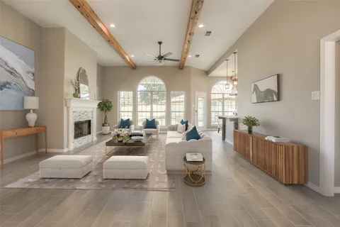 $370,000 | 319 Brook Hollow Drive, Huntsville, TX 77340