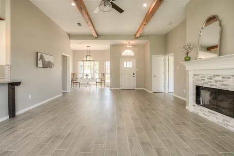 $389,000 | 319 Brook Hollow Drive, Huntsville, TX 77340