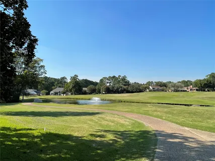 $370,000 | 319 Brook Hollow Drive, Huntsville, TX 77340