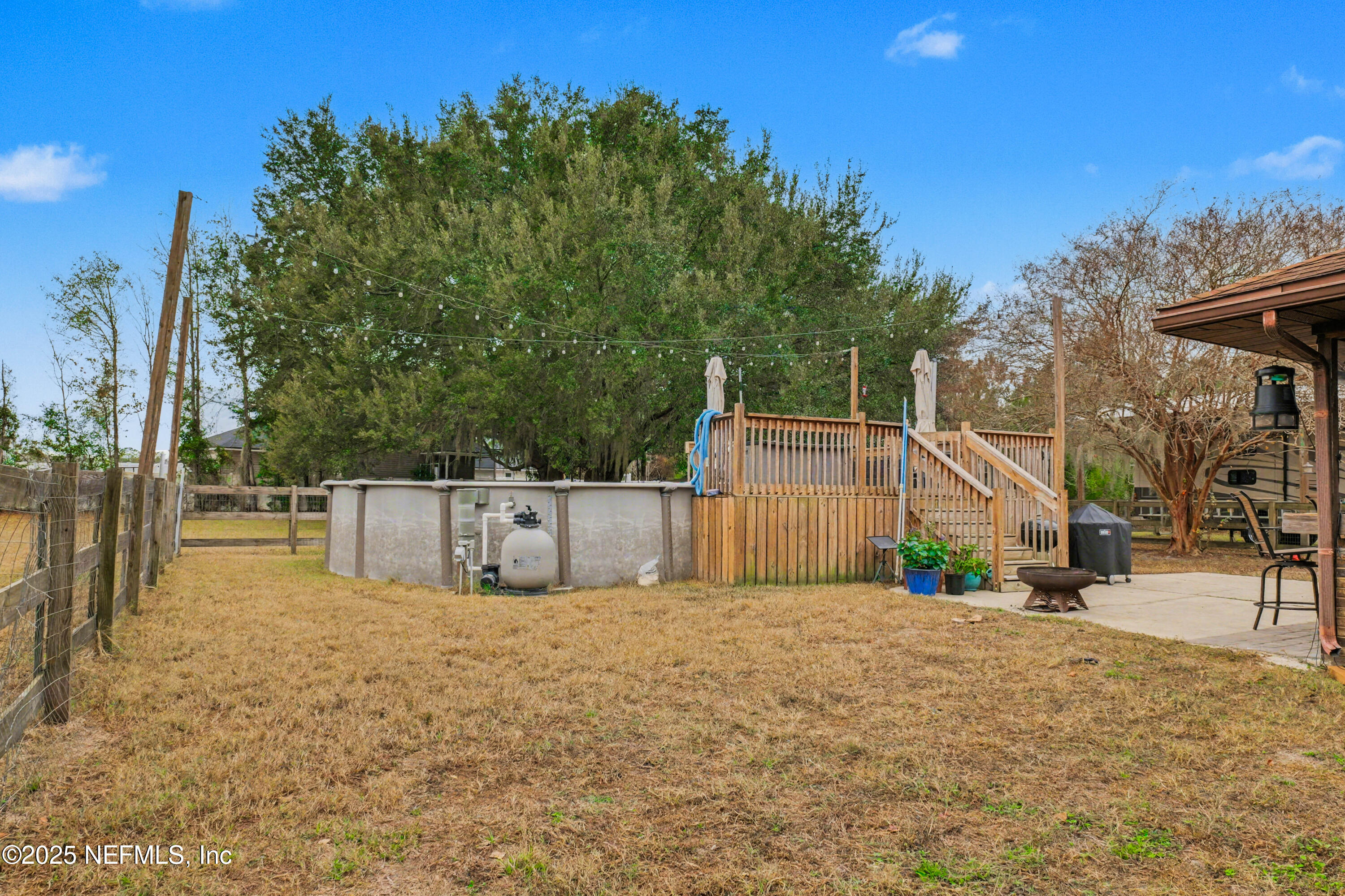 820 Golf Club Road Macclenny, FL 32063 - Photo 40 of 51 a view of a backyard
