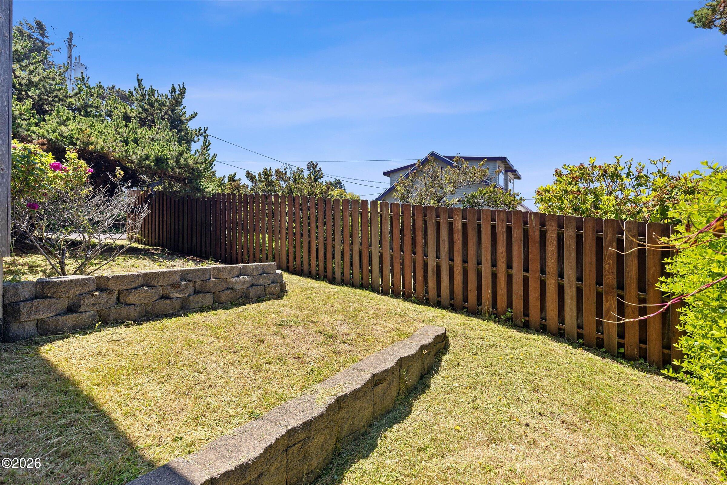 935 Southwest 7th Street Lincoln City, OR 97367 - Photo 47 of 50