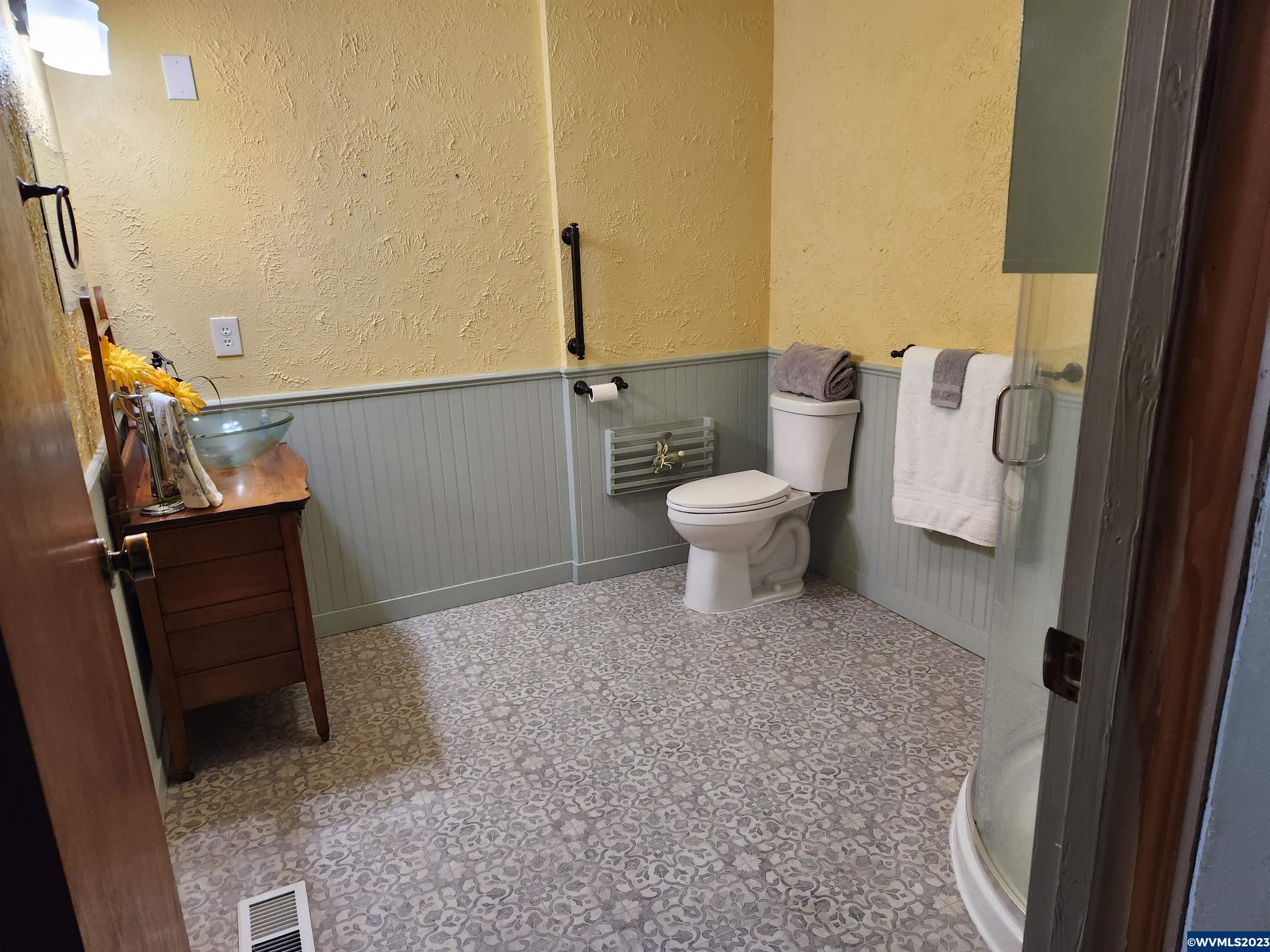 2243 Front Avenue Northeast Albany, OR 97321 - Photo 18 of 31