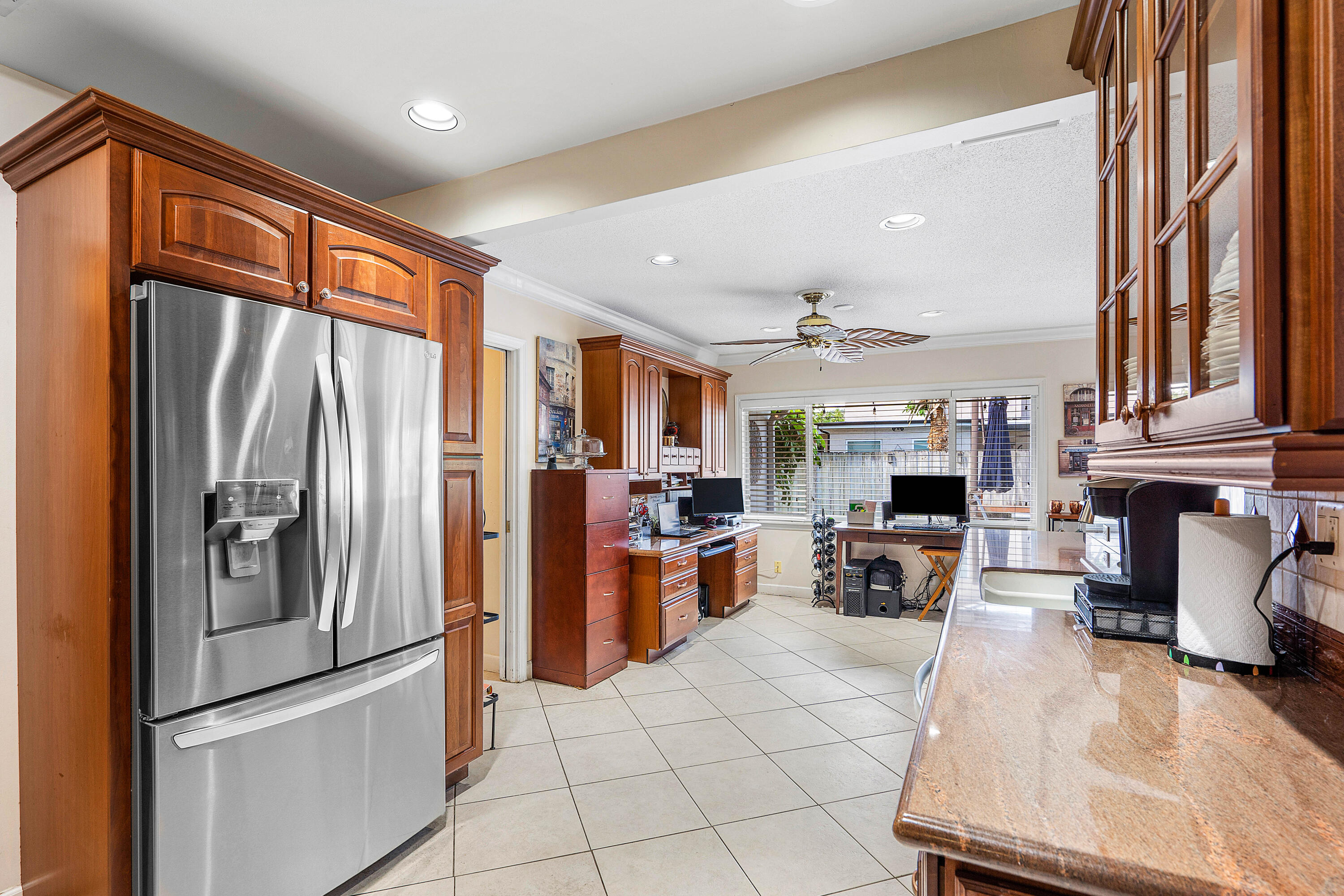 2001 Sharon Street Boca Raton, FL 33486 - Photo 13 of 31 014-2001SharonStreet-BocaRaton-FL-33486-