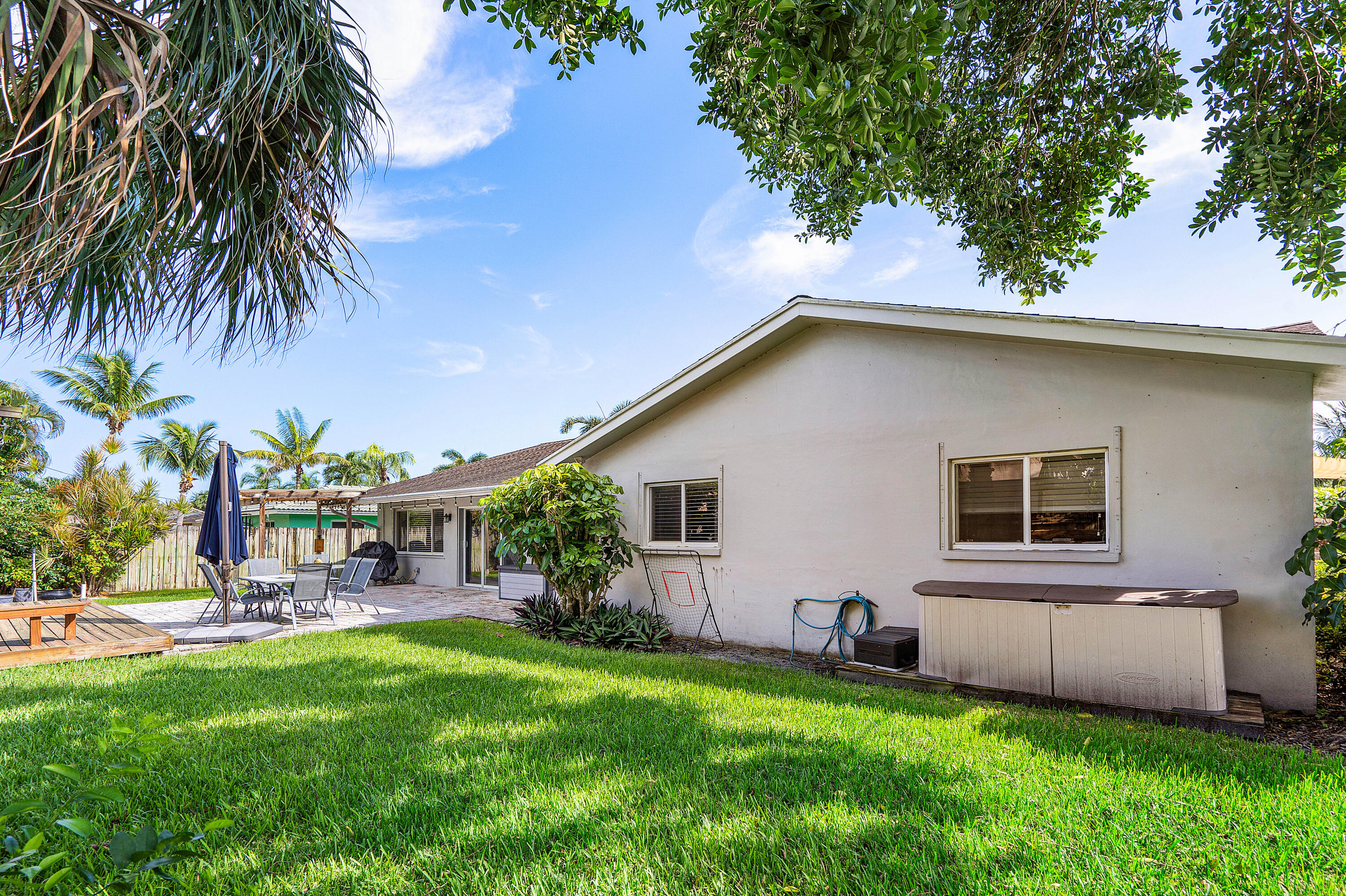 2001 Sharon Street Boca Raton, FL 33486 - Photo 28 of 31 029-2001SharonStreet-BocaRaton-FL-33486-