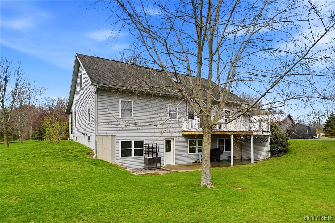 3129 Fruit Avenue Ridgeway, NY 14103 - Photo 3 of 50