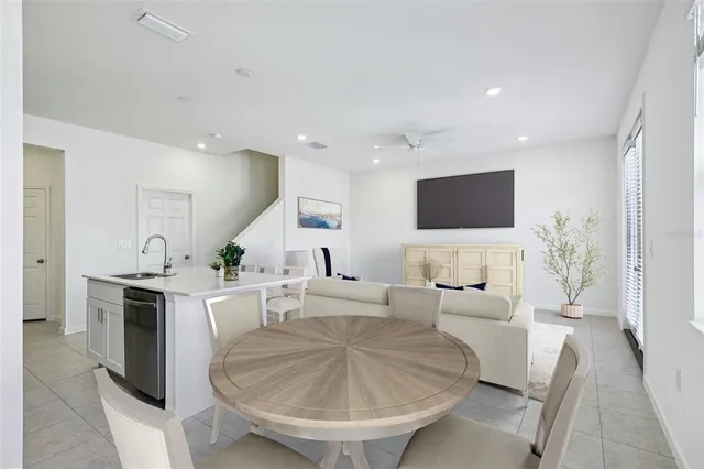 $2,200 | 24101 Manuma Street, Unit SEMINOLE 2455, St. Cloud, FL 34771