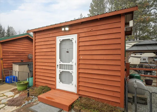 $210,000 | 69 Tall Pne Loop North, Unit 261 TALL PINE LP N, Usk, WA 99180