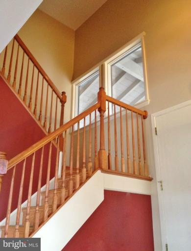4507 Flintstone Road Alexandria, VA 22306 - Photo 12 of 30 Interior (General)