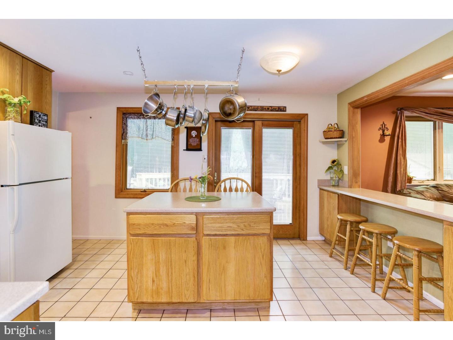 24 Wheatsheaf Road Shamong, NJ 08088 - Photo 12 of 25 Kitchen