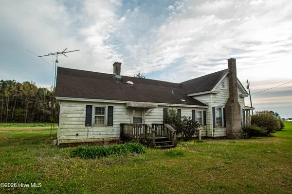$261,400 | 8605 South Nc 41 Highway, Wallace, NC 28466