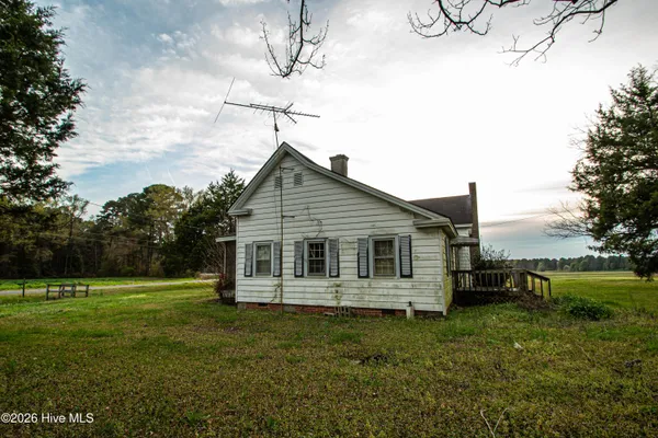 $261,400 | 8605 South Nc 41 Highway, Wallace, NC 28466