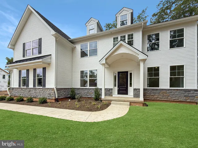 $1,098,000 | 8 Fortuna Drive, Lansdale, PA 19446