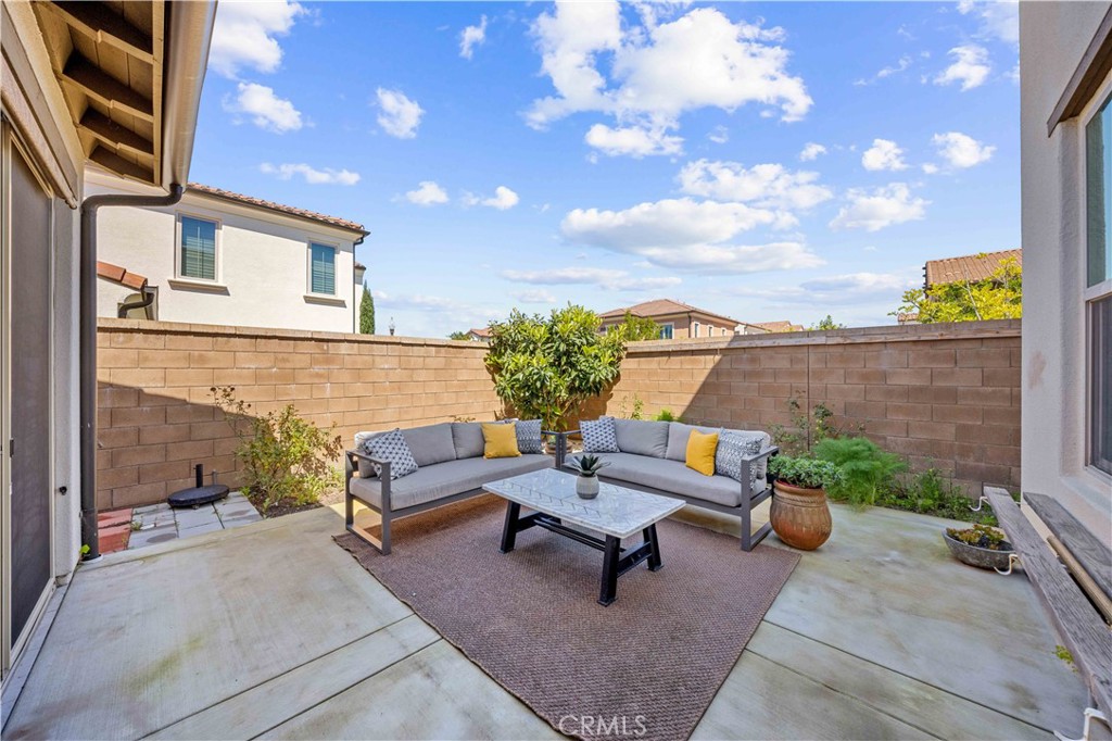 124 Gulfstream Irvine, CA 92620 - Photo 16 of 20