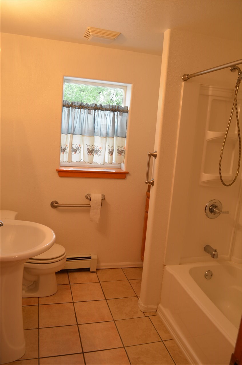 218 Grant Road Grand Junction, CO 81507 - Photo 9 of 20 Gallery Image 9