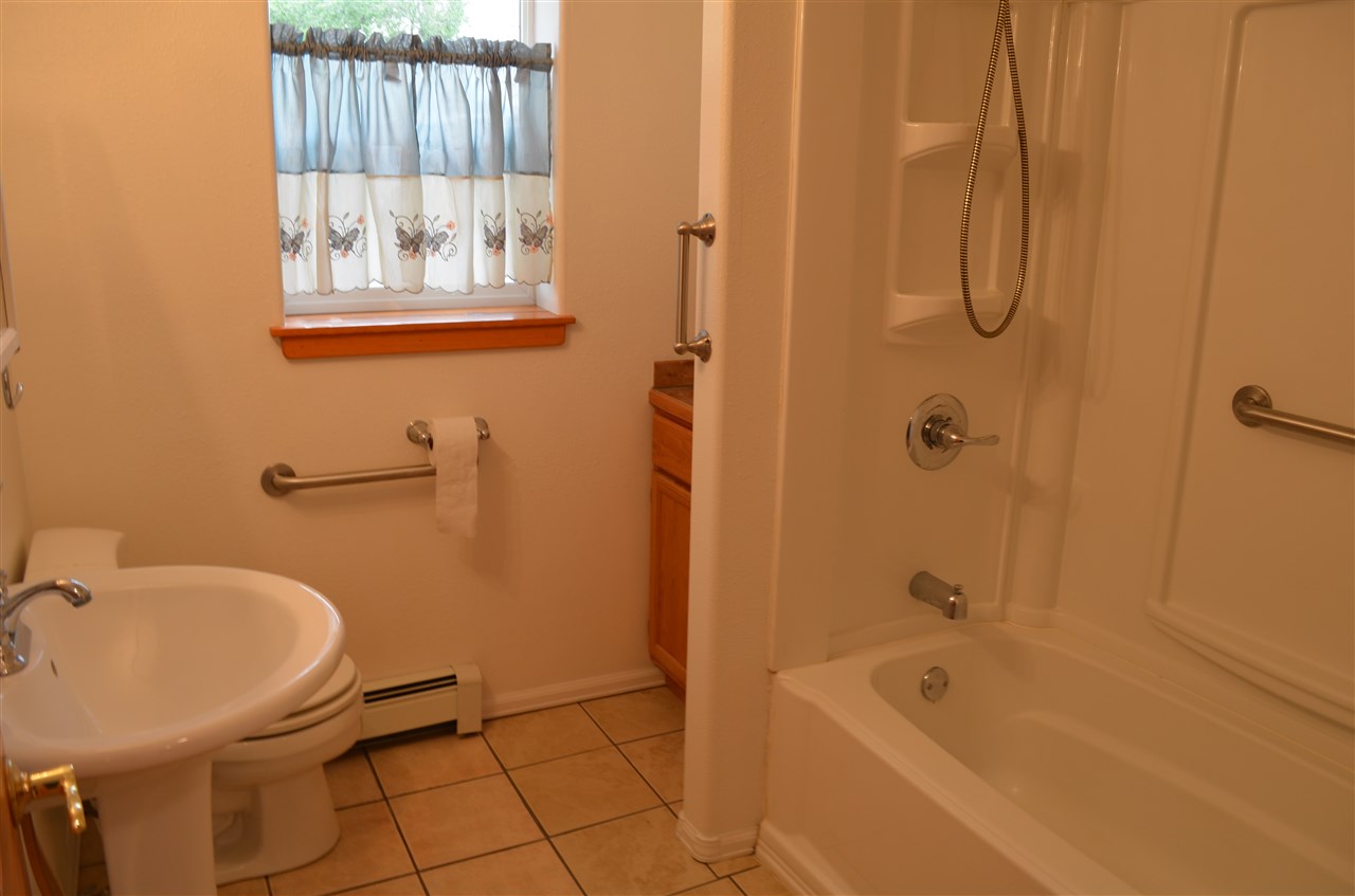 218 Grant Road Grand Junction, CO 81507 - Photo 10 of 20 Gallery Image 10