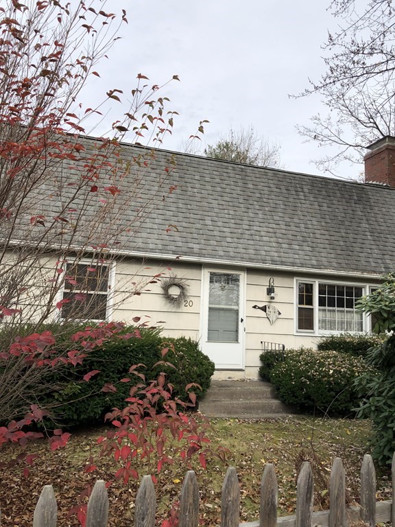 20 Hampden Road East Longmeadow, MA 01028 - Photo 1 of 21 Gallery Image 1