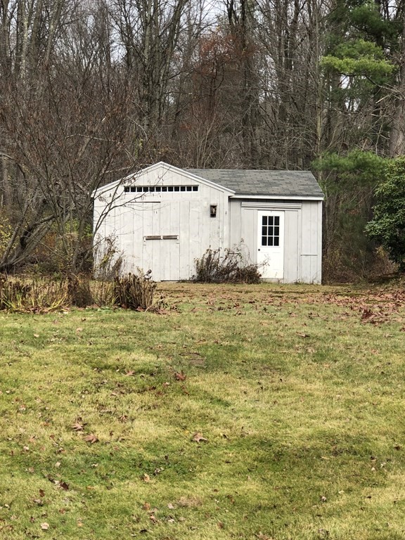 20 Hampden Road East Longmeadow, MA 01028 - Photo 3 of 21 Gallery Image 3