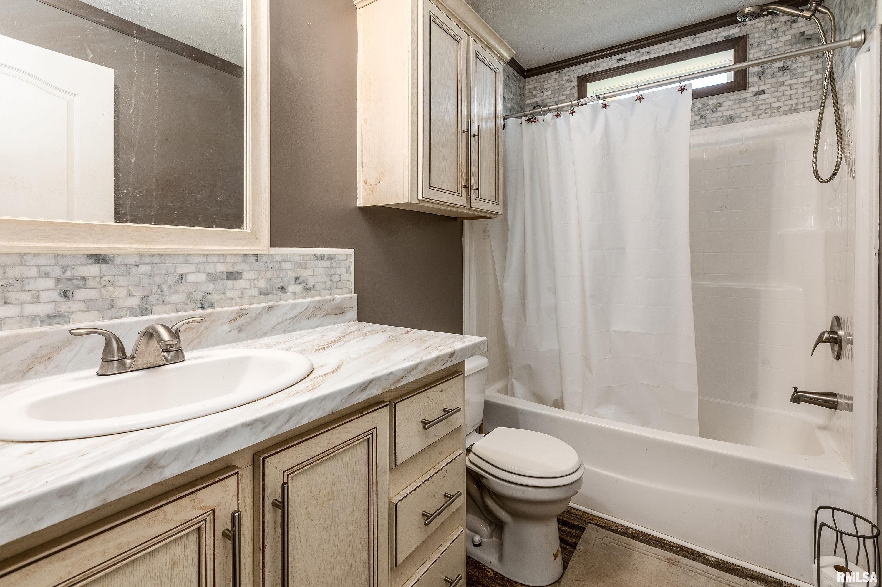 18057 Dwina Road Thompsonville, IL 62890 - Photo 21 of 49