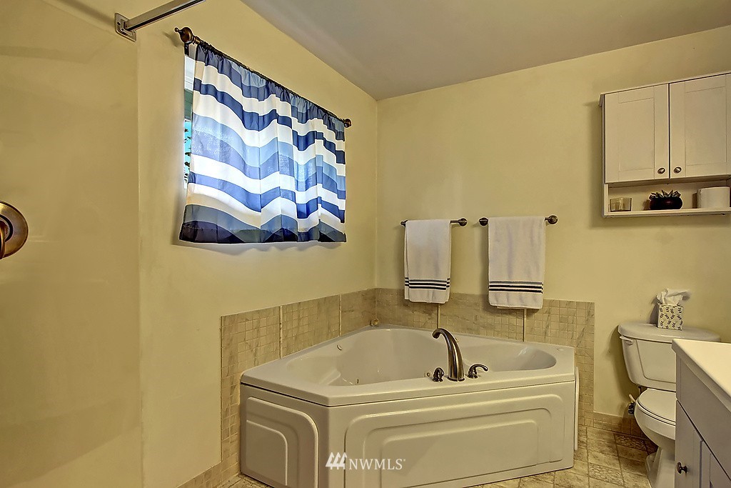 409 East View Ridge Drive Everett, WA 98203 - Photo 11 of 19 Gallery Image 11