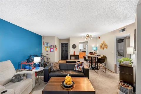 $560,000 | 2201 Monroe Street, Unit 601, Santa Clara, CA 95050