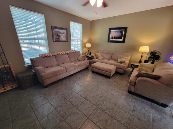 $1,850 | 4278 Avon Park Circle, Tallahassee, FL 32311