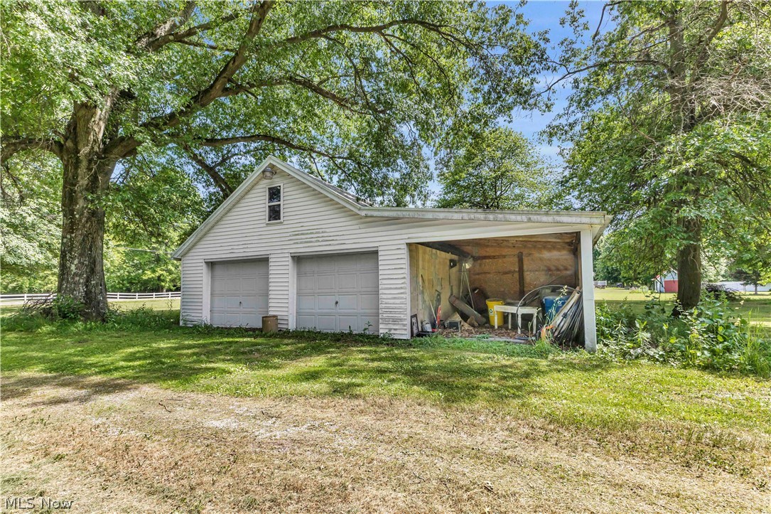 3356 South Leavitt Road Southwest Lordstown, OH 44481 - Photo 25 of 36
