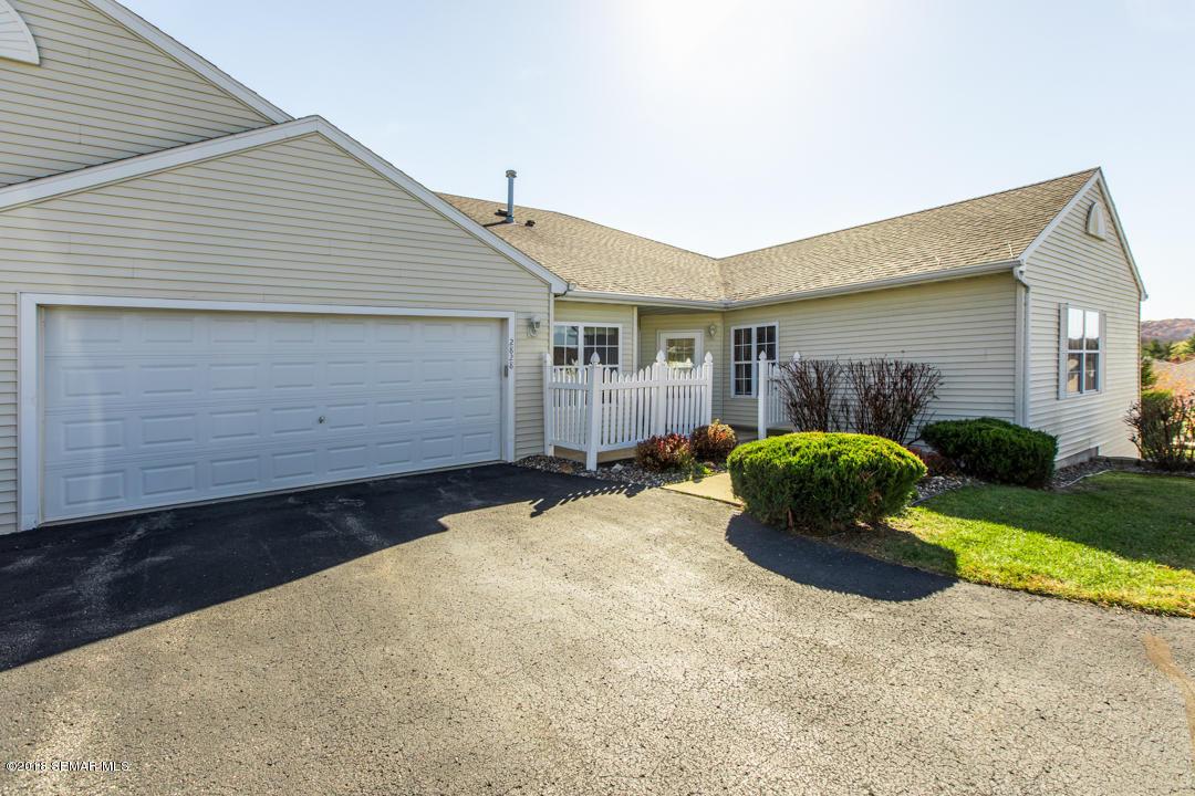 2828 Wellington Lane Southwest, Unit 11 Rochester, MN 55902 - Photo 2 of 22 Gallery Image 2