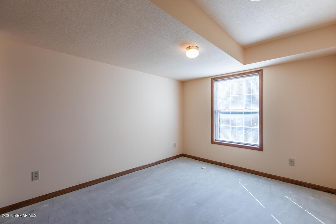 2828 Wellington Lane Southwest, Unit 11 Rochester, MN 55902 - Photo 18 of 22 Gallery Image 18