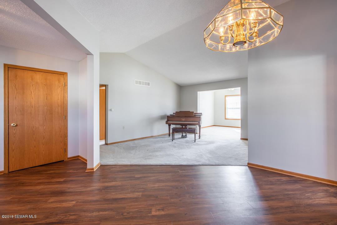 2828 Wellington Lane Southwest, Unit 11 Rochester, MN 55902 - Photo 7 of 22 Gallery Image 7